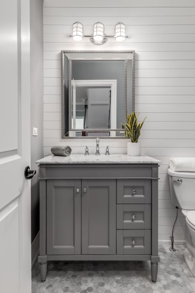 Vanity Refacing in New Braunfels